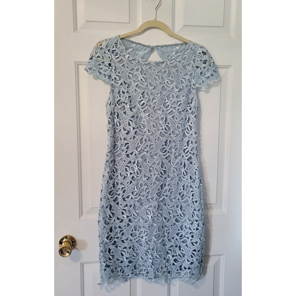 Alice + Olivia Blue Lace Shift Dress Short Sleeve Derby Wedding Guest Size 8